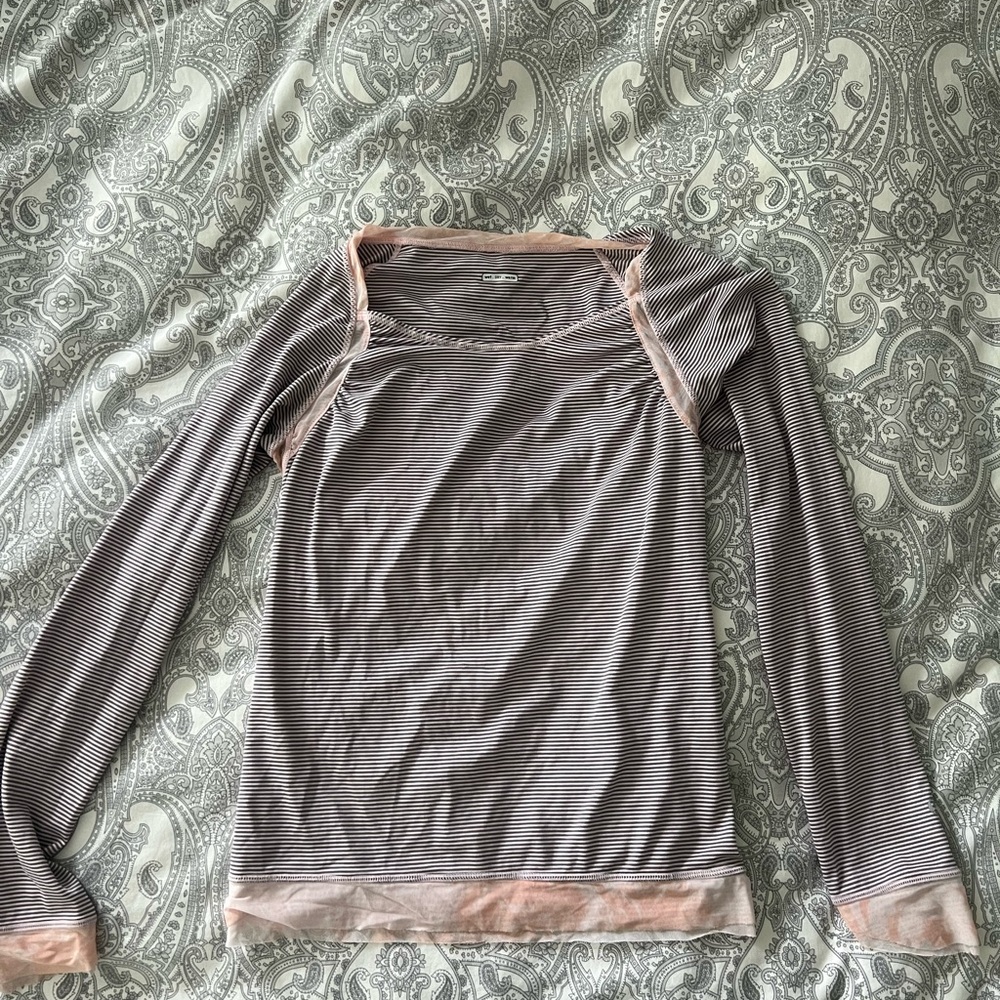 Lululemon Athletica Fitted Purple-Silver and Pink Long Sleeve Tee